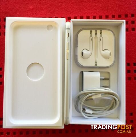As Brand New iPhone 6 Silver - photo 2 of 4
