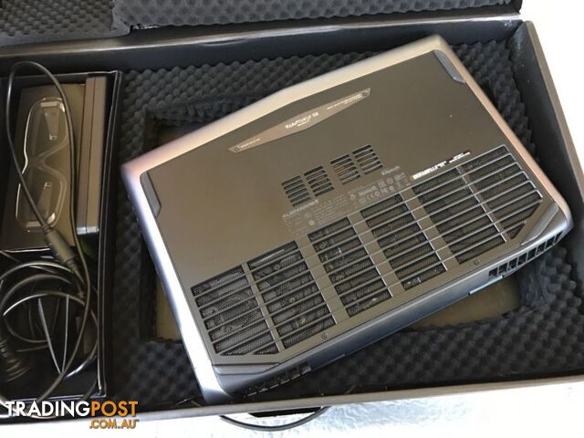 As New Alienware 15"/2015/Core-i7/32 Ram 1TB - photo 4 of 8