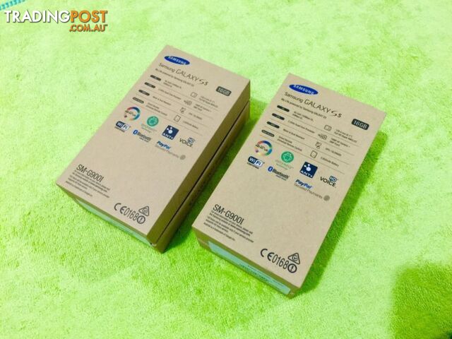 New Sealed Samsung galaxy S5 - photo 2 of 4