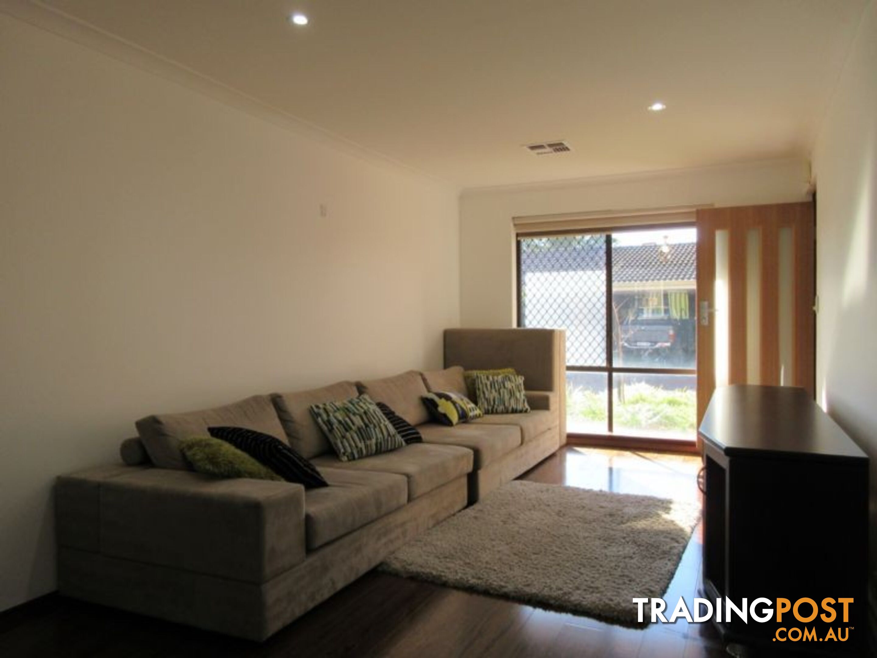 8 82-84 Waddell St BICTON WA 6157