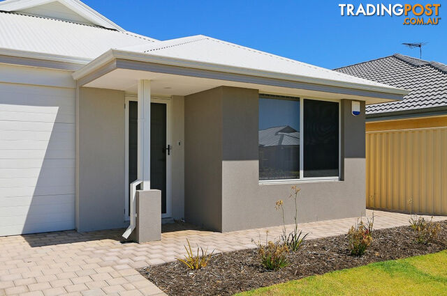 4 Brooksedge Boulevard MADDINGTON WA 6109