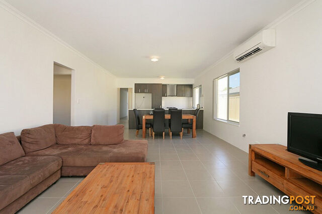 4 Brooksedge Boulevard MADDINGTON WA 6109