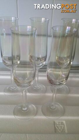 5 carnival glass champagne glasses