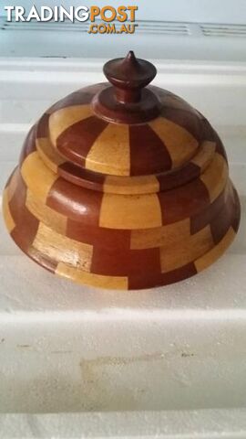 different coloured wooden bowl