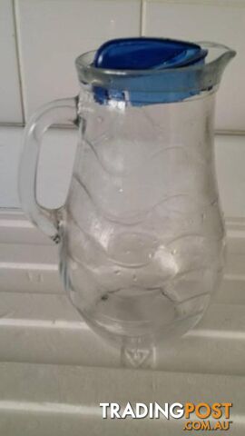 tall jug with lid