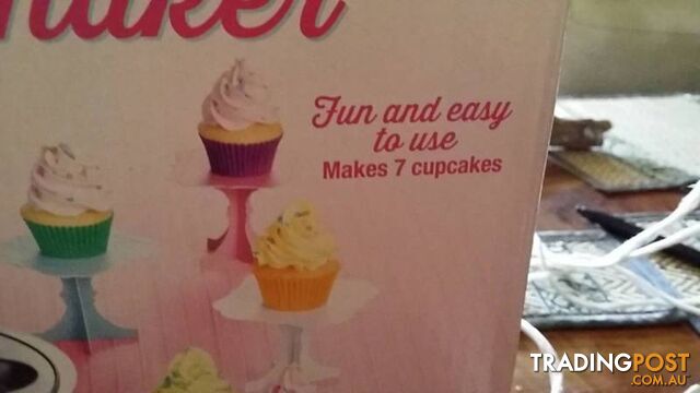 cup cake maker brand new