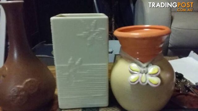3 different types of vases
