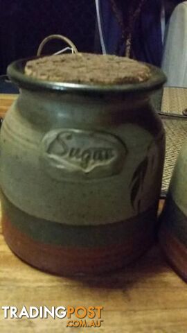 3 pottery containers