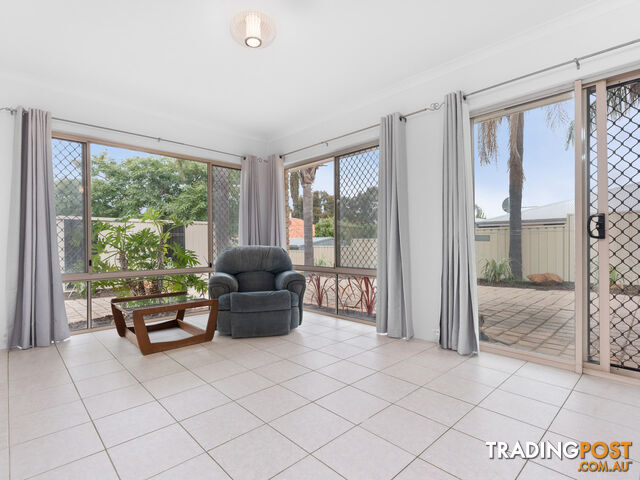 30 Treetop Circle CANNING VALE WA 6155