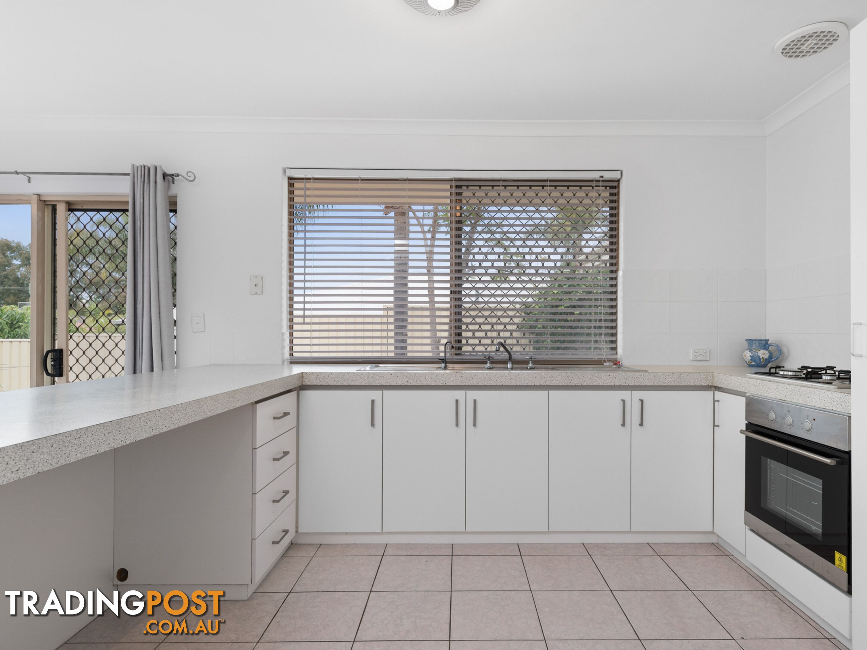 30 Treetop Circle CANNING VALE WA 6155