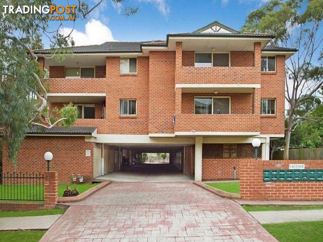 8/4-6 Wigram Street HARRIS PARK NSW 2150