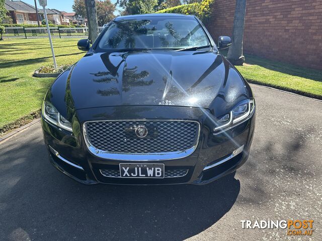 2016 Jaguar XJ Sedan Automatic