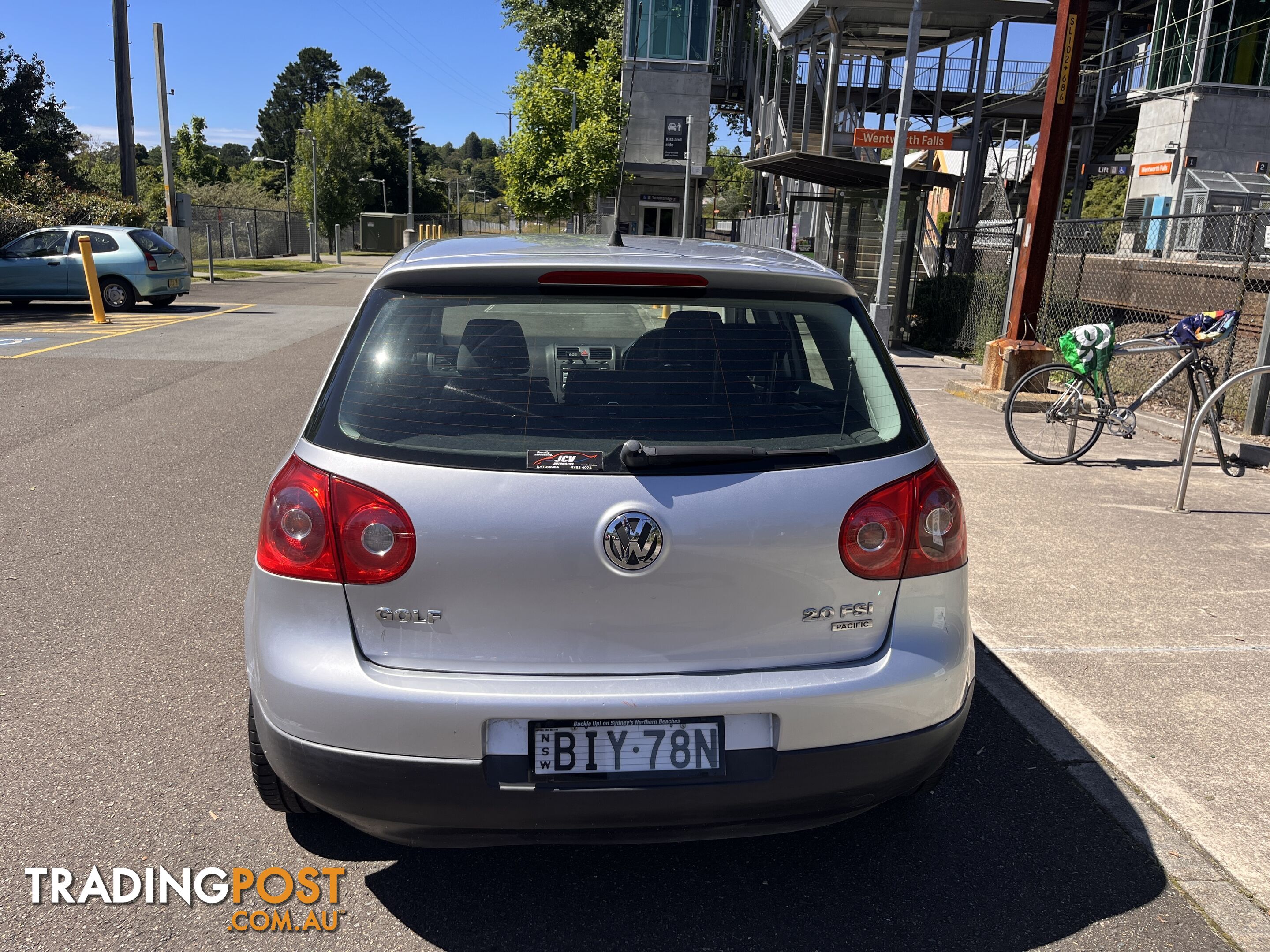 2009 Volkswagen Golf COMFORTLINE Hatchback Automatic