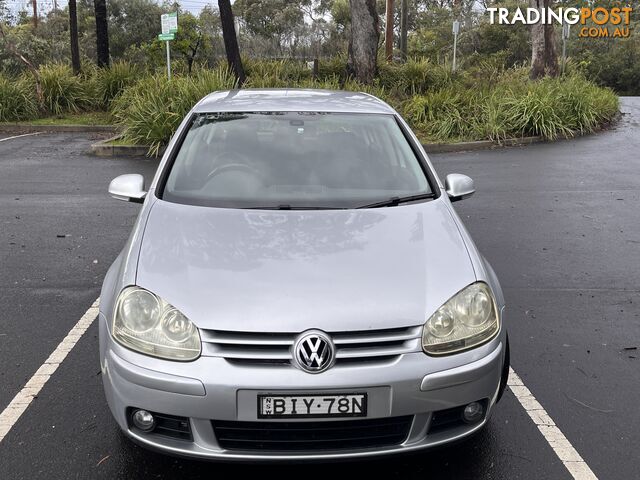 2009 Volkswagen Golf COMFORTLINE Hatchback Automatic