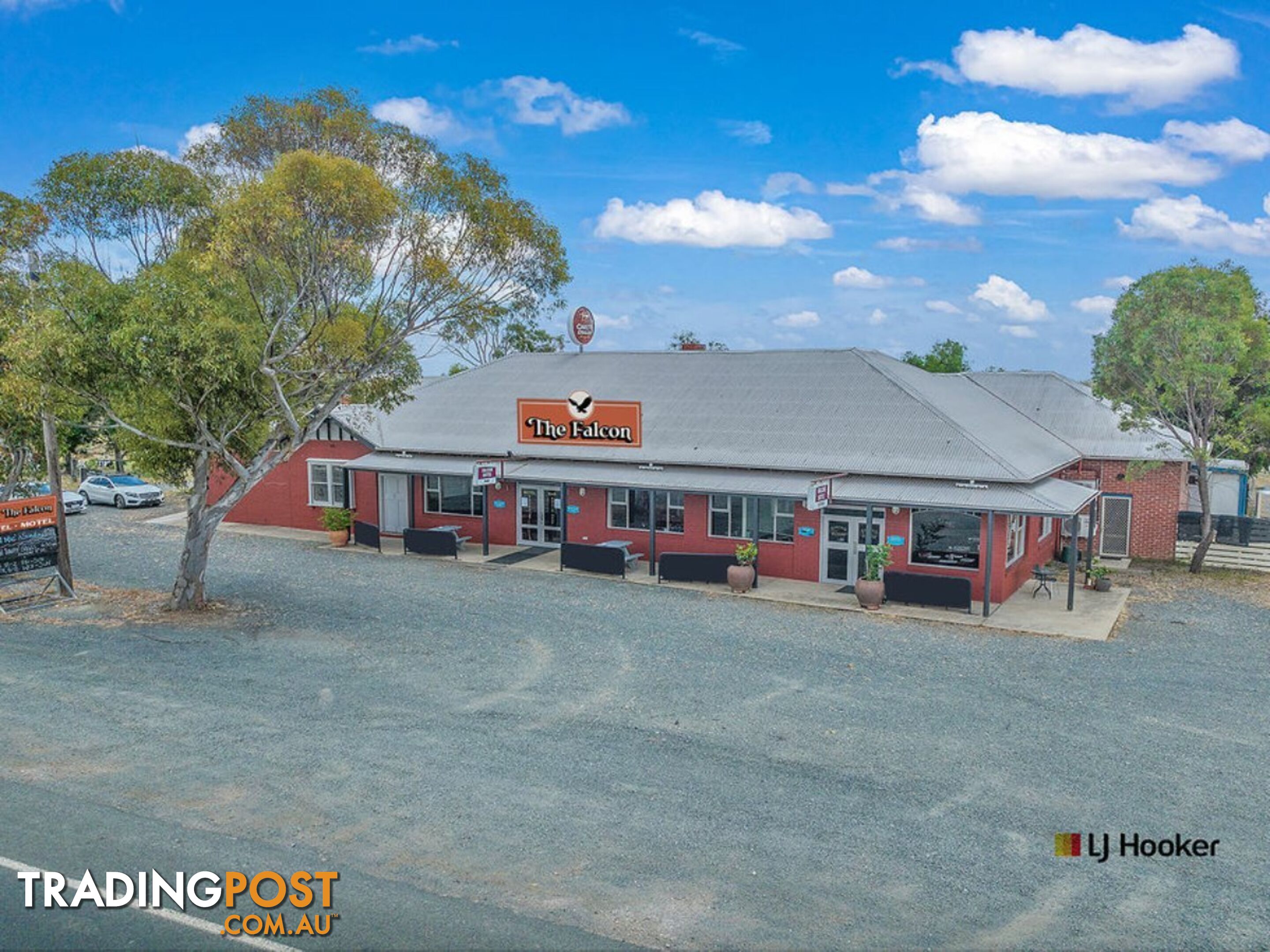 Falcon Hot 7784 Murray Valley Highway ECHUCA VIC 3564