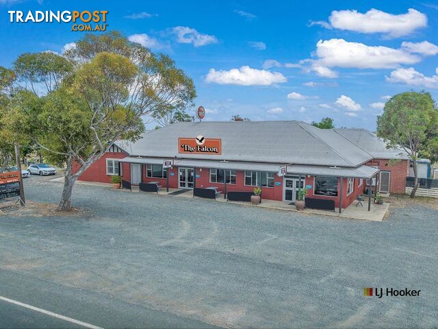 Falcon Hot 7784 Murray Valley Highway ECHUCA VIC 3564