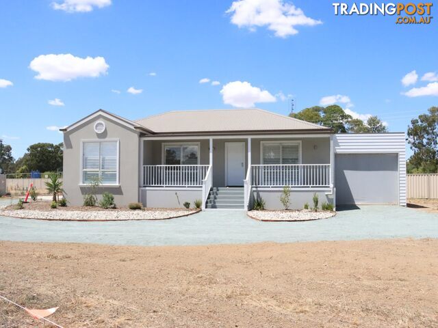 133 Chanter Street MOAMA NSW 2731