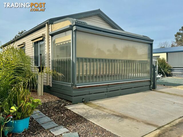 Cabin 66 Rich River Holiday Park 16-50 Bynan Rd ECHUCA VIC 3564