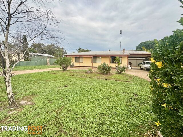 51 Livingstone Street MATHOURA NSW 2710