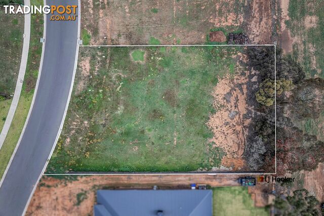 9 Bayaderra Court MOAMA NSW 2731 - photo 3 of 7