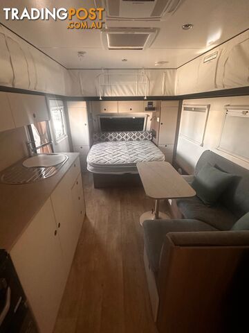 JAYCO JOURNEY POPTOP 1667-5 - photo 2 of 4