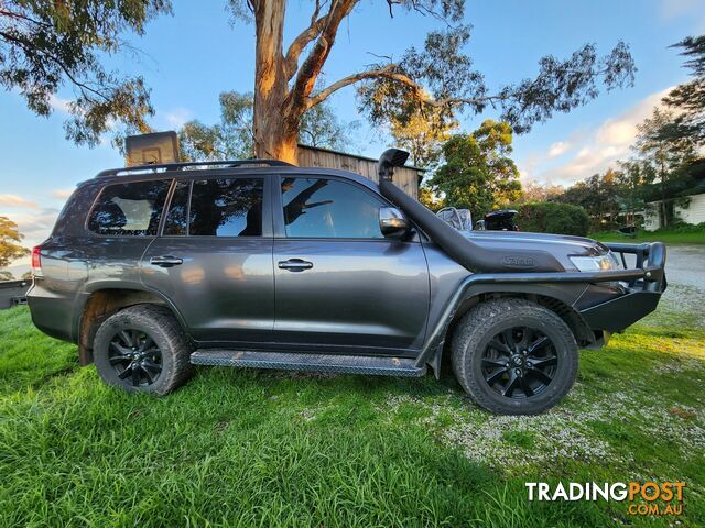 2016 Toyota Landcruiser VDJ200R VX SUV Automatic