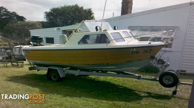 Sportscraft Commander 1/2 cabin