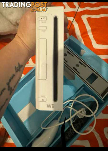 NINTENDO WII WHITE!