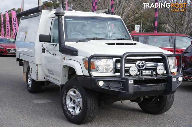 2016 TOYOTA LANDCRUISER GXL  CAB CHASSIS