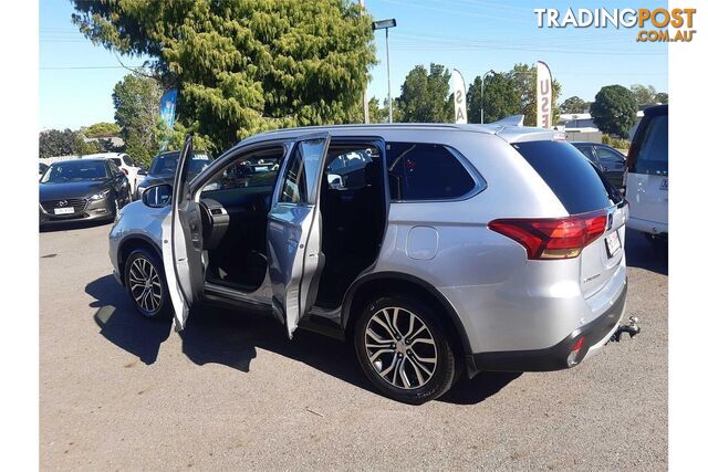 2017 Mitsubishi Outlander LS Safety Pack ZK - photo 3 of 9