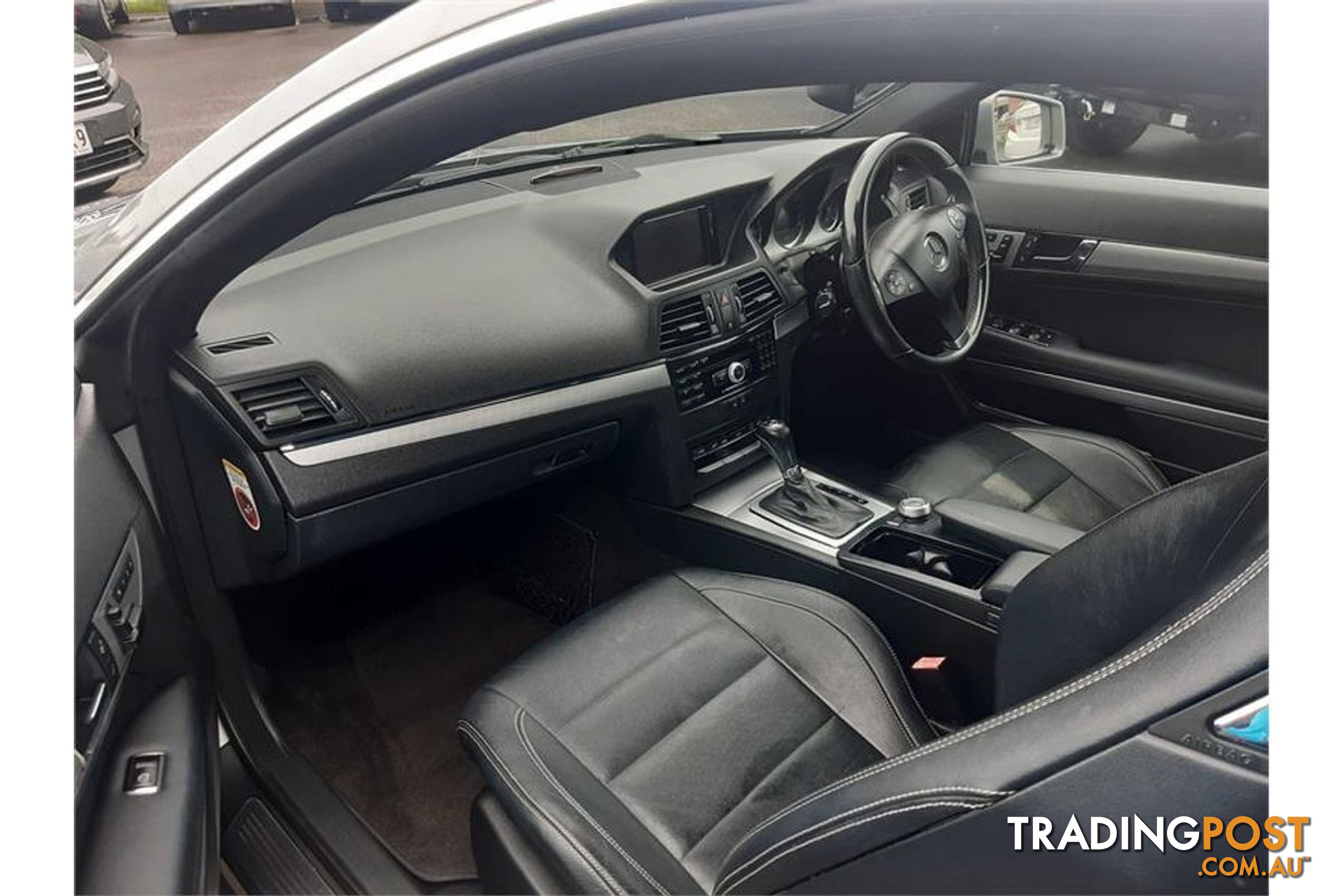 2010 Mercedes-Benz E250 CGI ELEGANCE 207