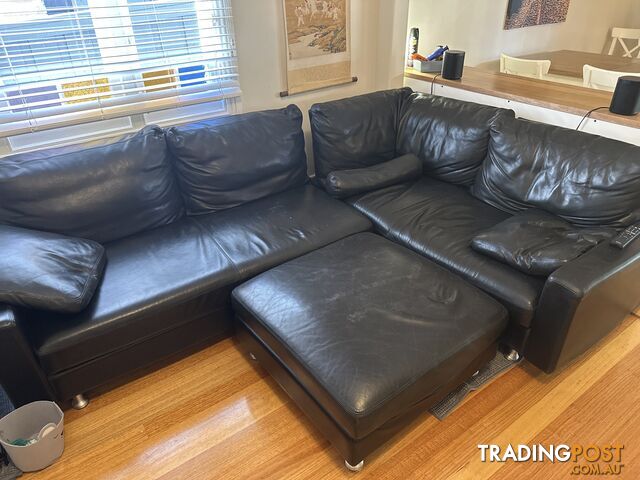 King furniture Delta lounge black leather