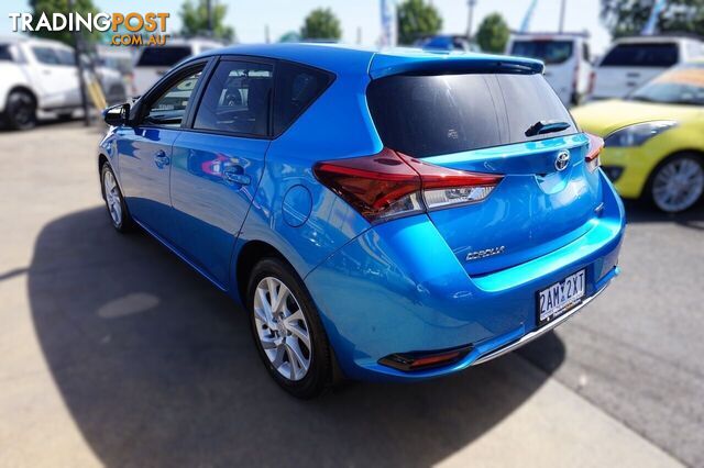 2017 TOYOTA COROLLA   HATCHBACK