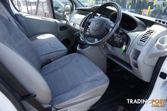 2014 RENAULT TRAFIC   VAN