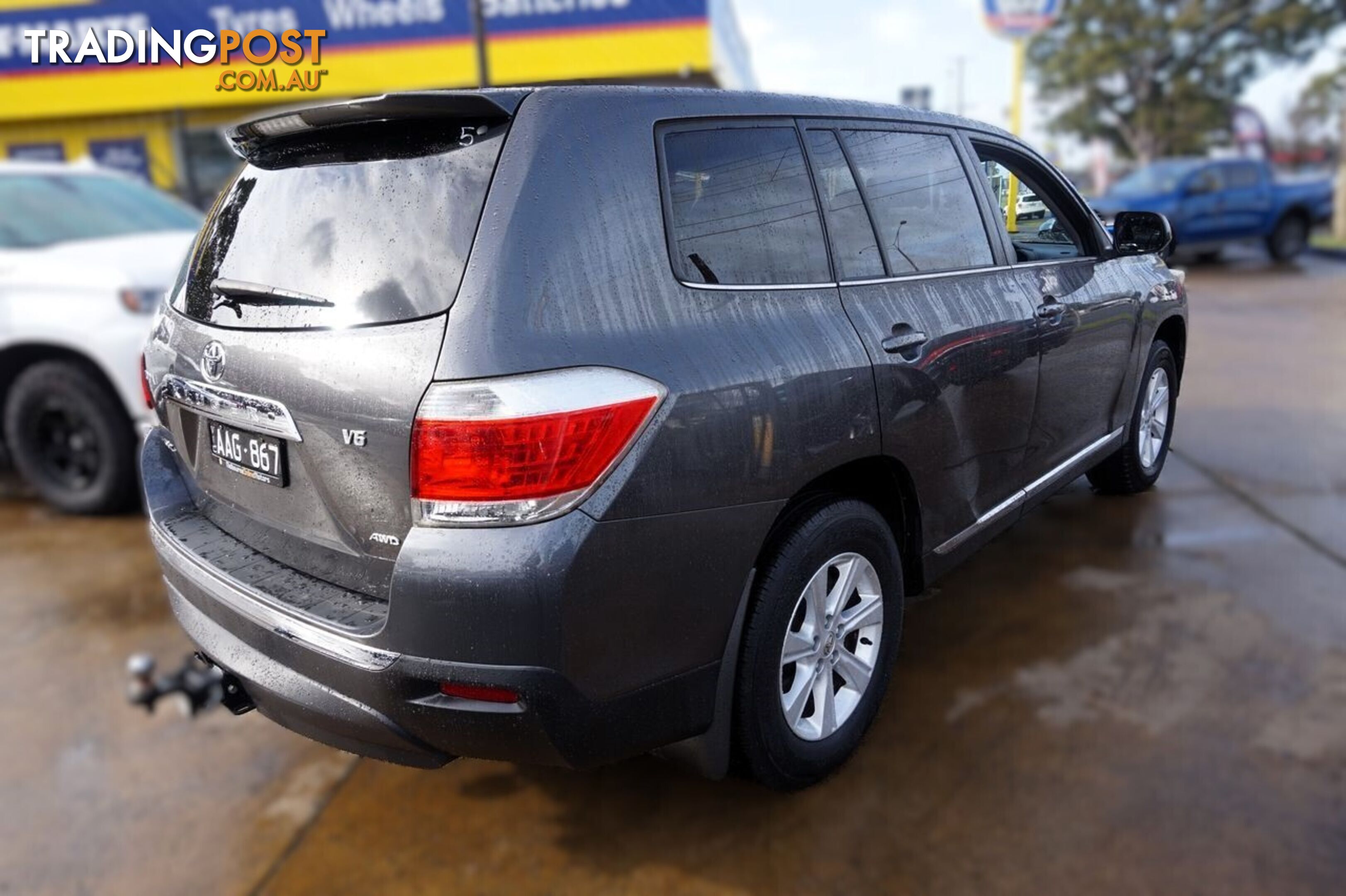 2013 Toyota Kluger   Wagon