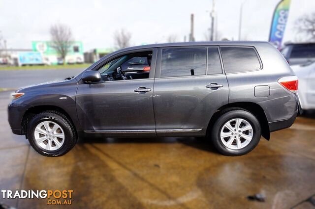 2013 Toyota Kluger   Wagon