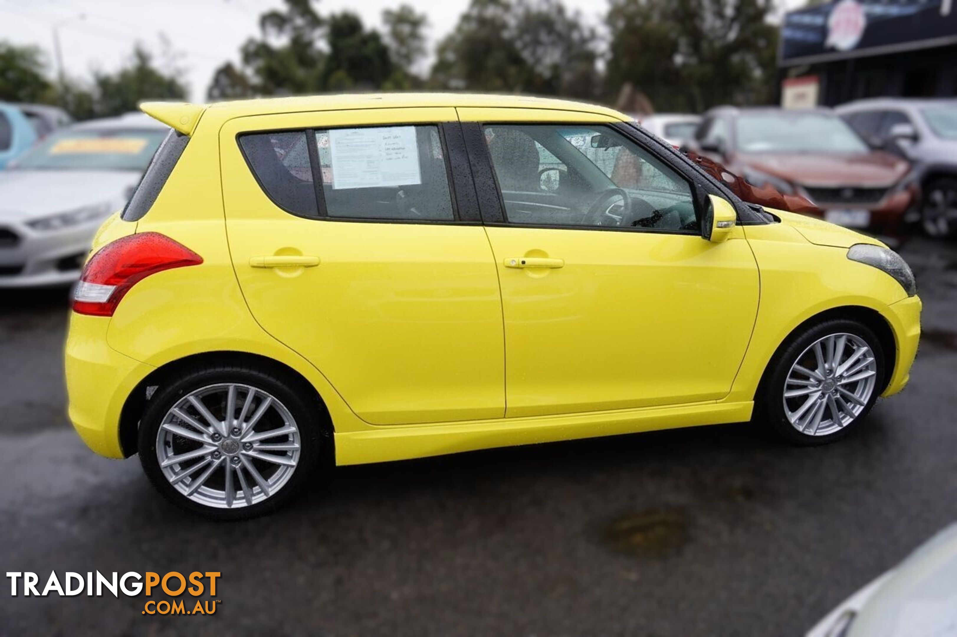 2015 SUZUKI SWIFT   HATCHBACK