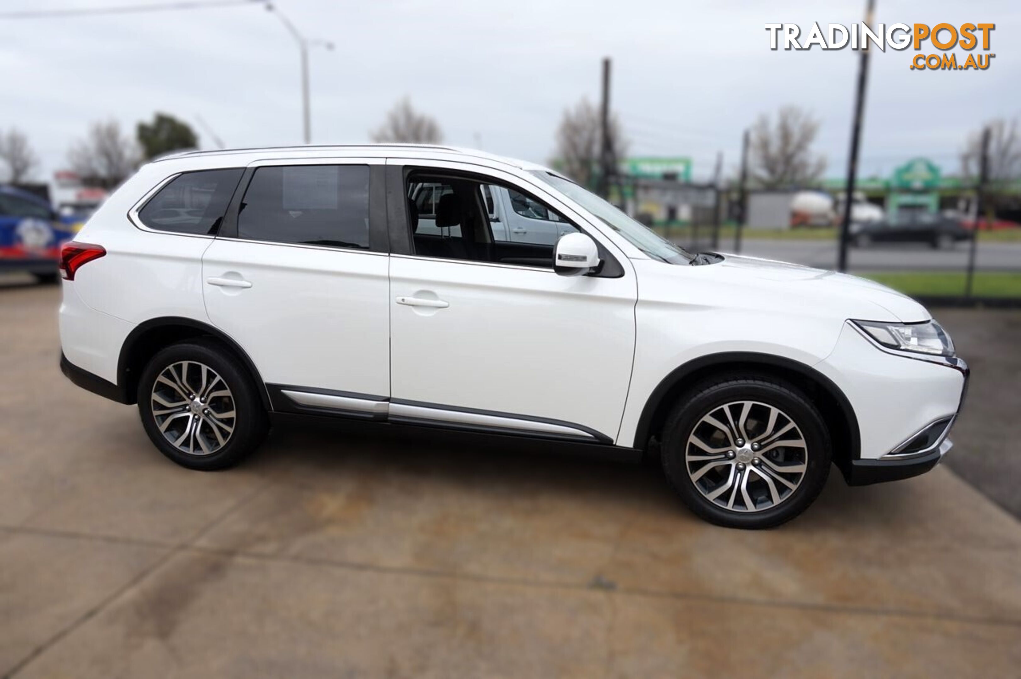 2015 MITSUBISHI OUTLANDER   