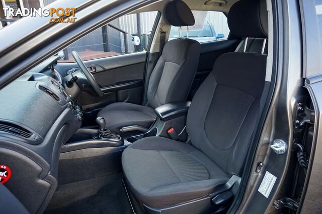 2012 Kia Cerato   Hatchback