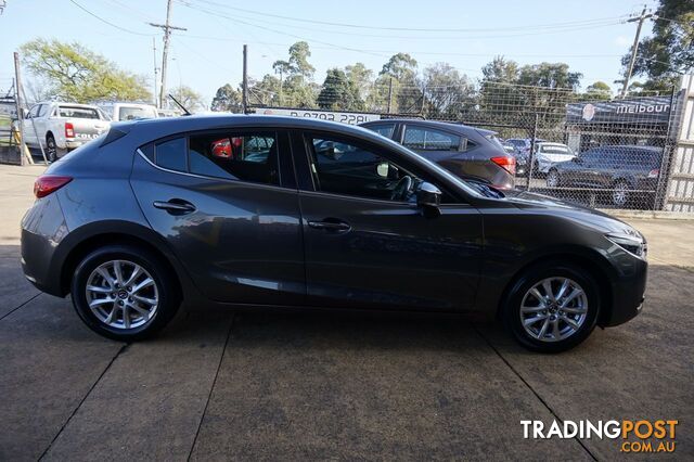 2017 MAZDA 3   HATCHBACK