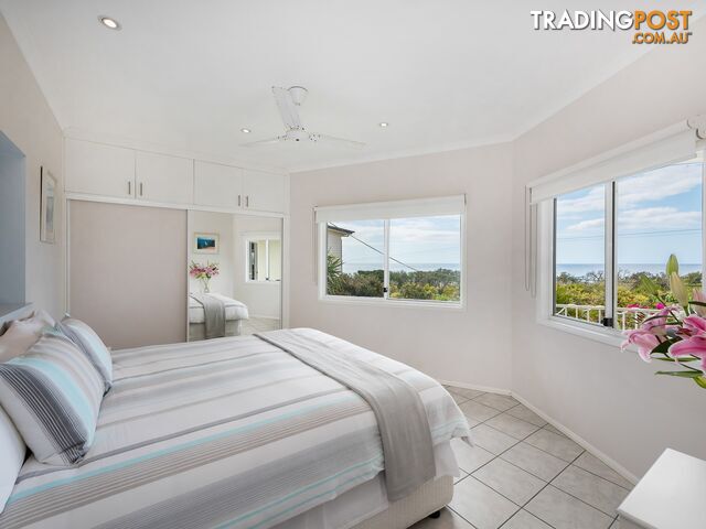 10 Royena Place MARCUS BEACH QLD 4573