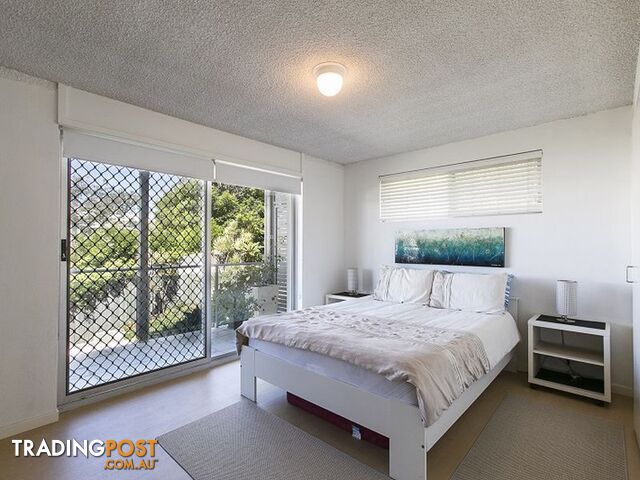 2/4 Pelican Street PEREGIAN BEACH QLD 4573