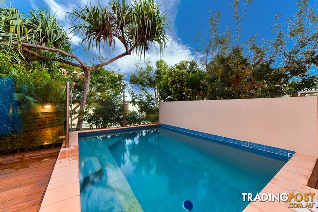 2/10 Martin Street PEREGIAN BEACH QLD 4573