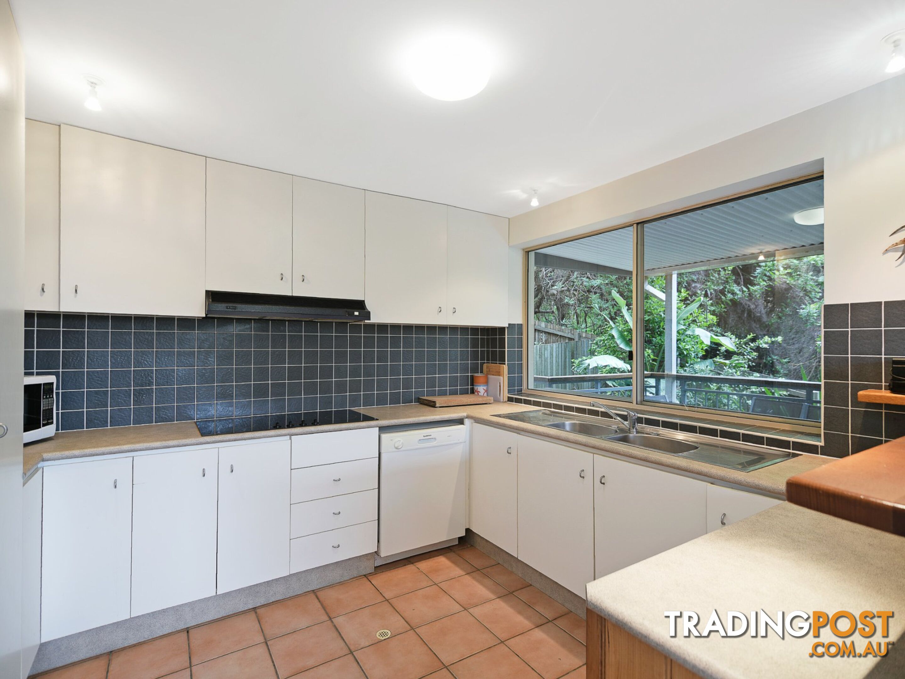 1/54 Kingfisher Drive PEREGIAN BEACH QLD 4573