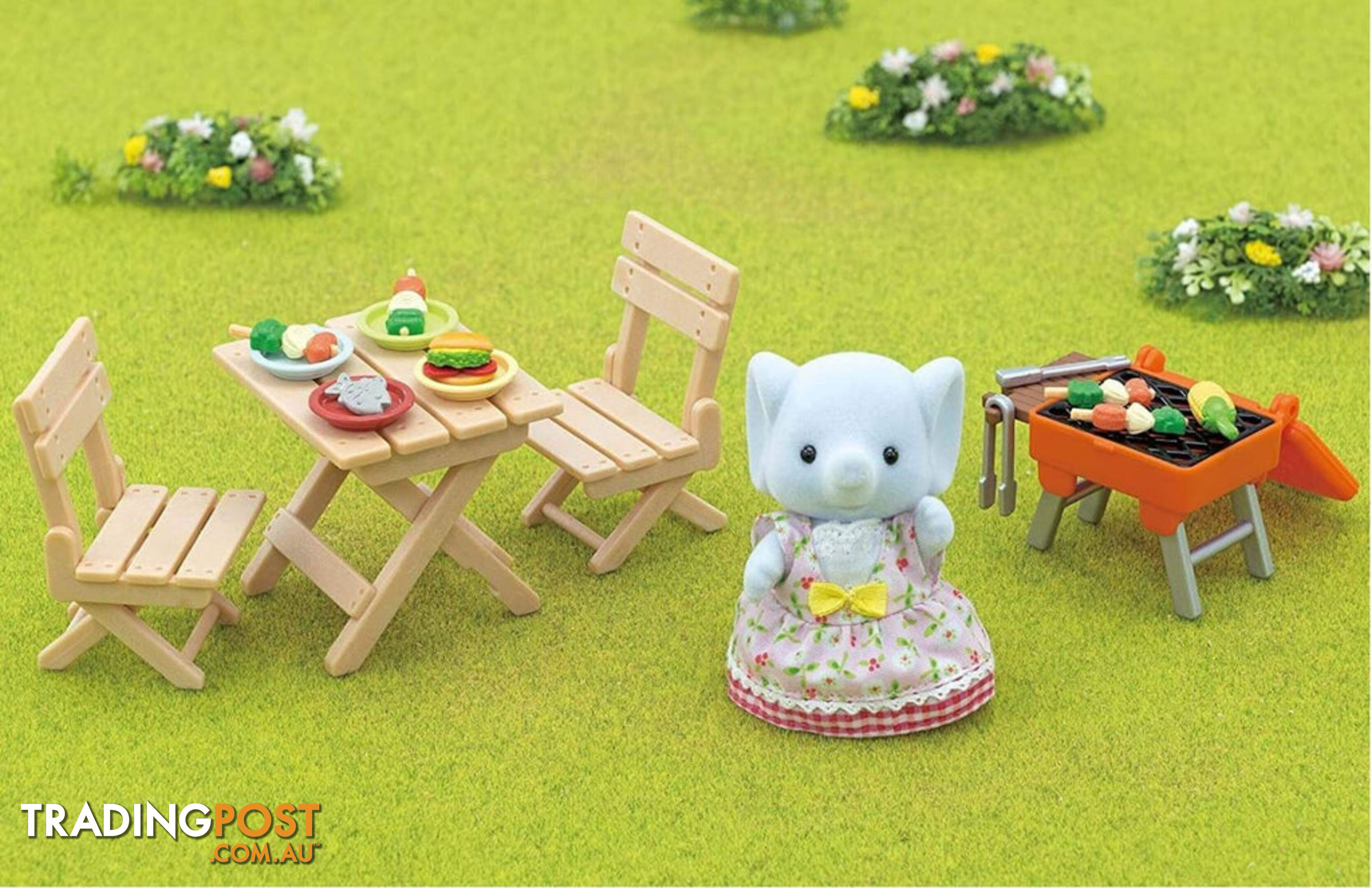 Sylvanian Families - Bbq Picnic Set With Elephant Girl - Mdsf5640 - 5054131056400