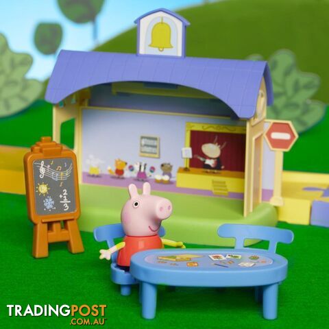 Peppa Pig - All Around Peppa's Town Set With Adjustable Track - Hbf4822se00 - 5010994114718