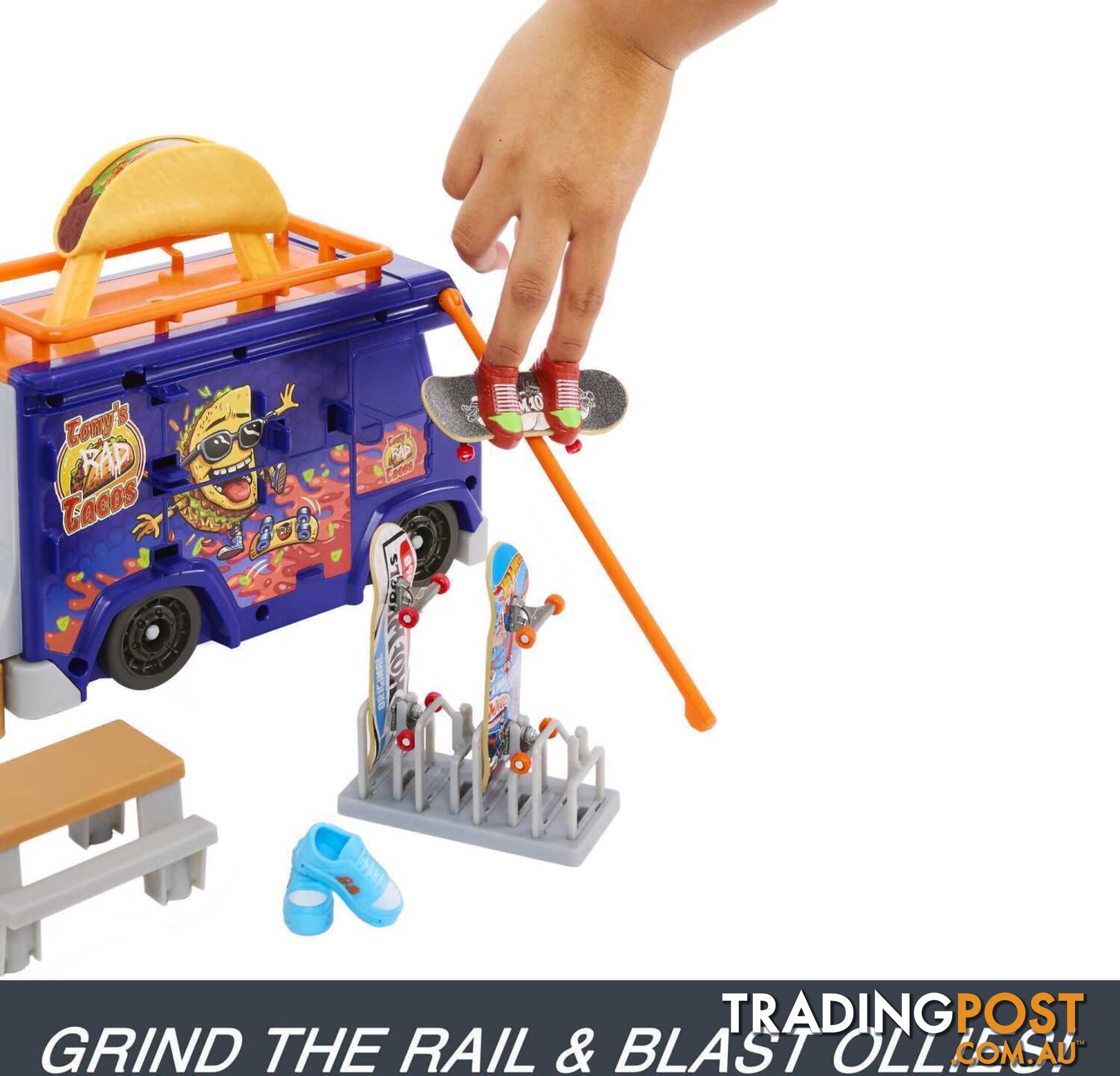 Hot Wheels - Hot Wheels Skate Taco Truck Play Case With 1 Fingerboard & 1 Pair Of Shoes - Mattel - Mahmk00 - 194735129096