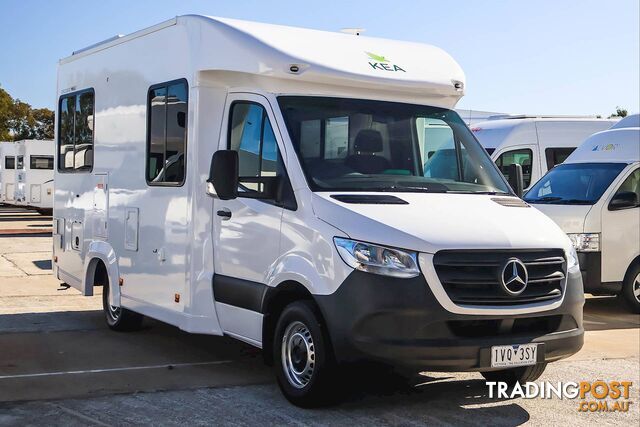 2021 KEA DISCOVERY M660 MERCEDES MOTORHOME 4 BERTH - photo 2 of 26