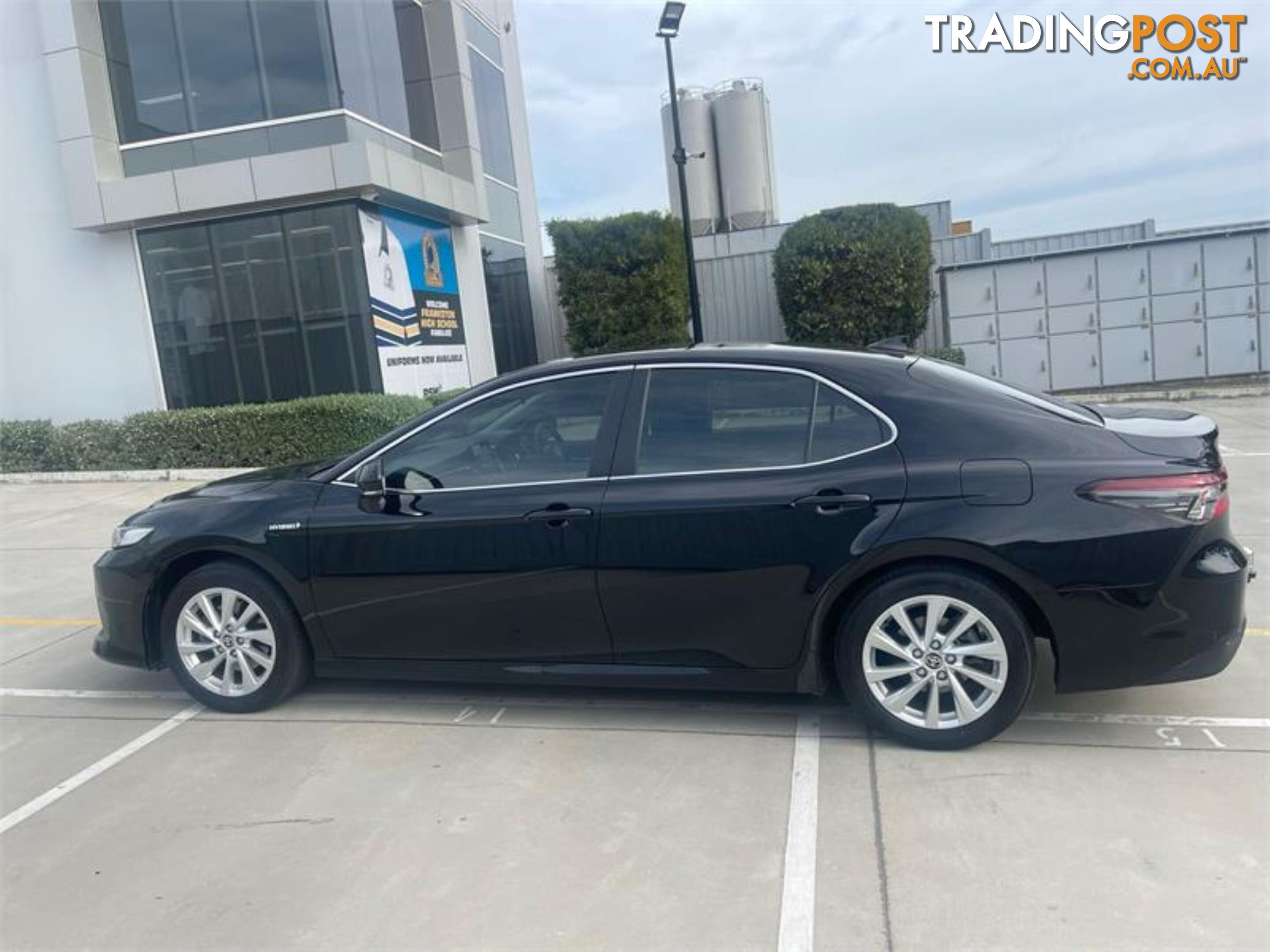 2021 TOYOTA CAMRY ASCENT AXVH70R SEDAN