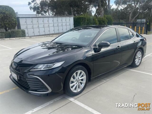 2021 TOYOTA CAMRY ASCENT AXVH70R SEDAN